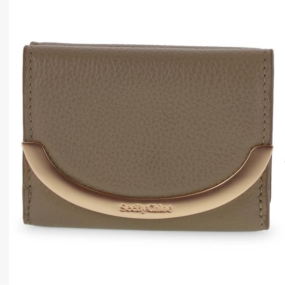 See by Chloé | Gray & Goldtone Arc Leather Tri-Fold Wallet - Picture 1 of 5